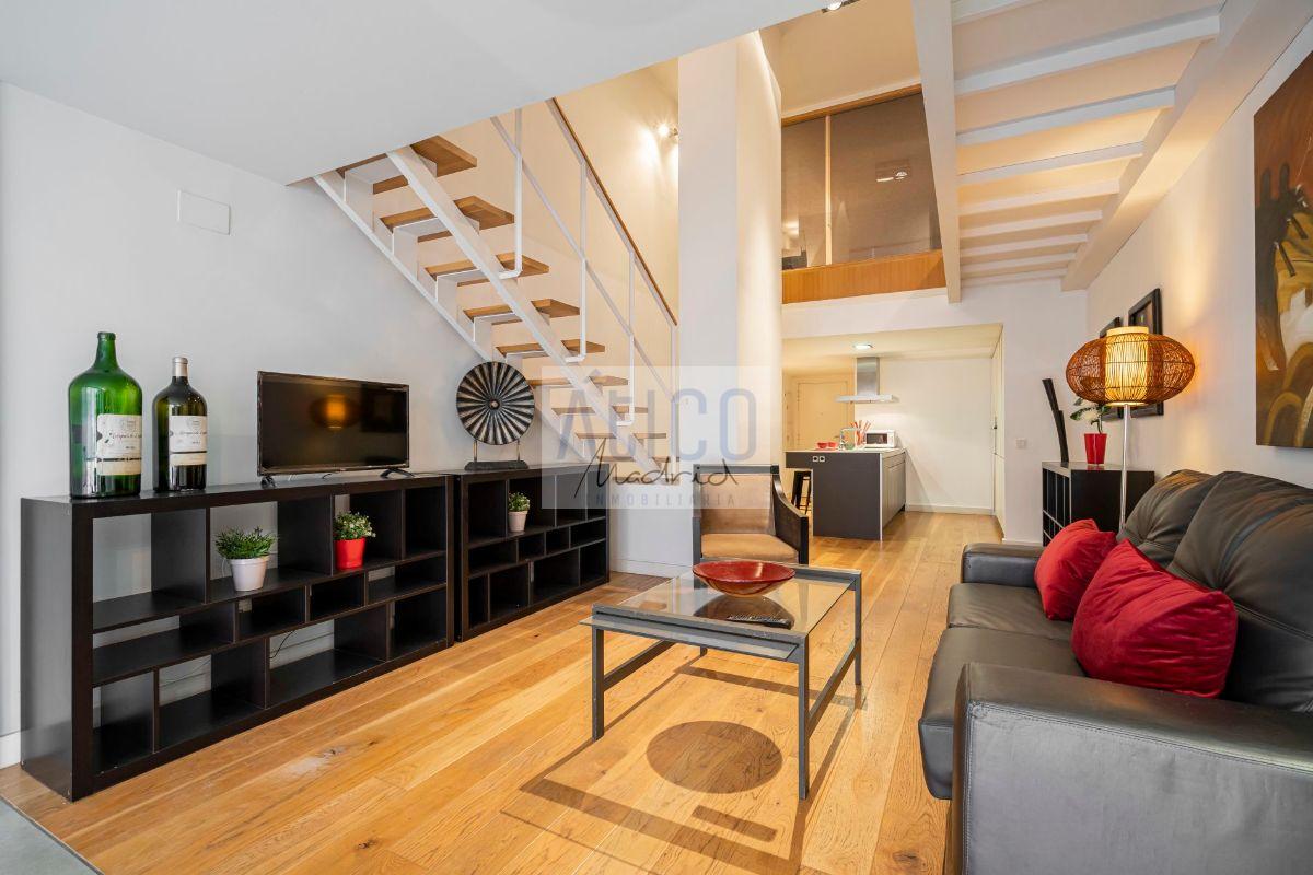 For sale of flat in Madrid