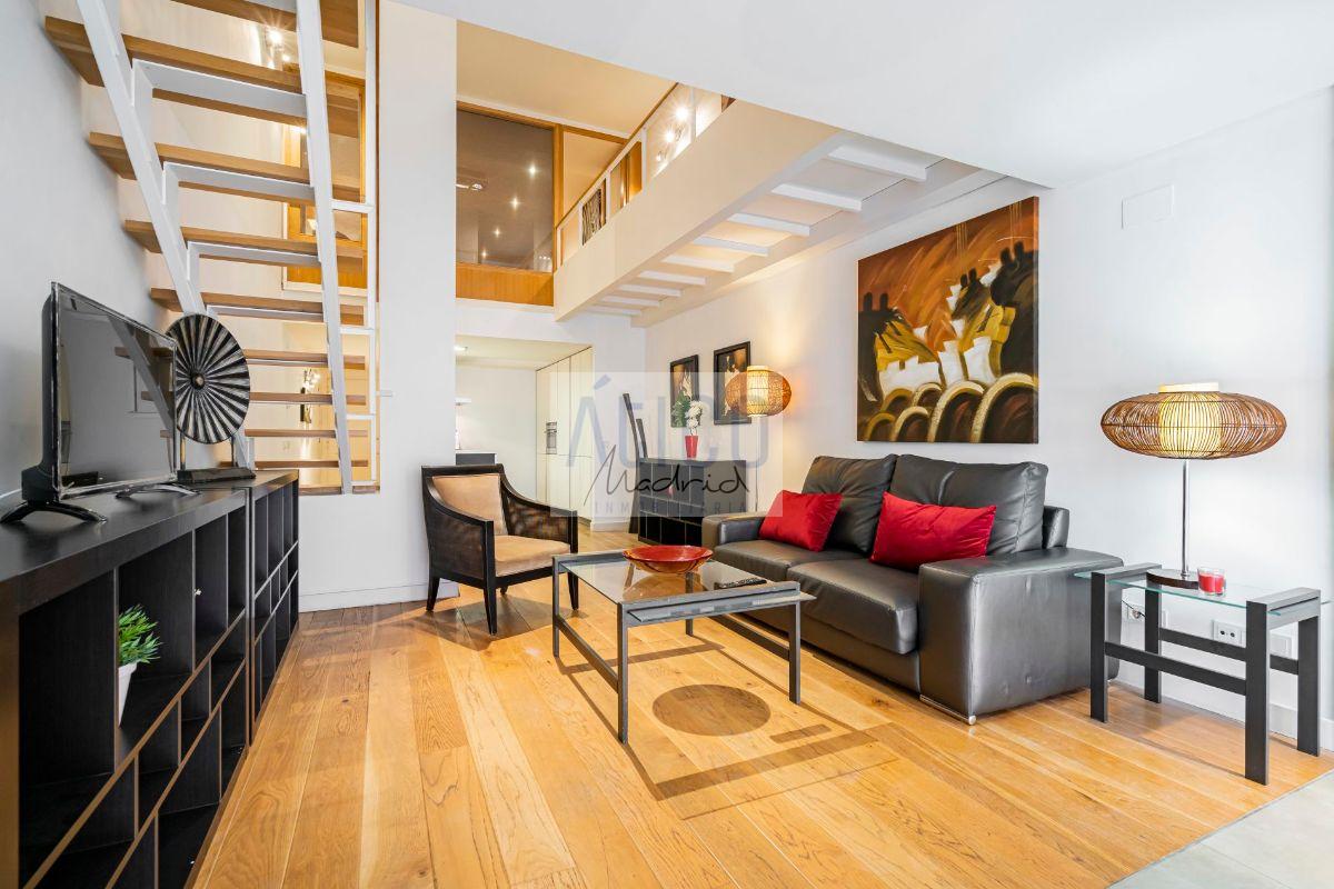 For sale of flat in Madrid