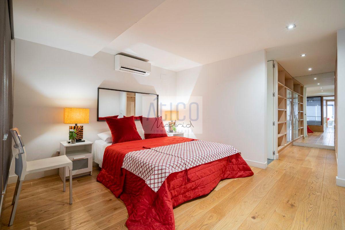 For sale of flat in Madrid