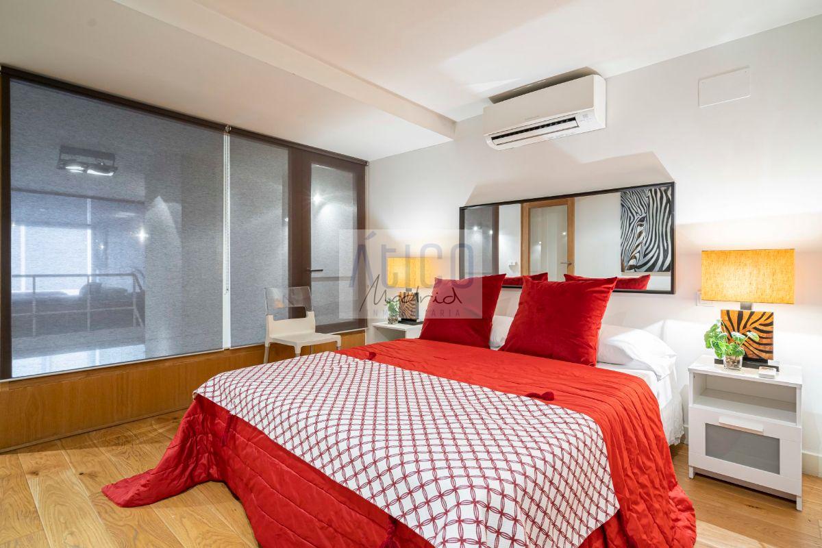 For sale of flat in Madrid