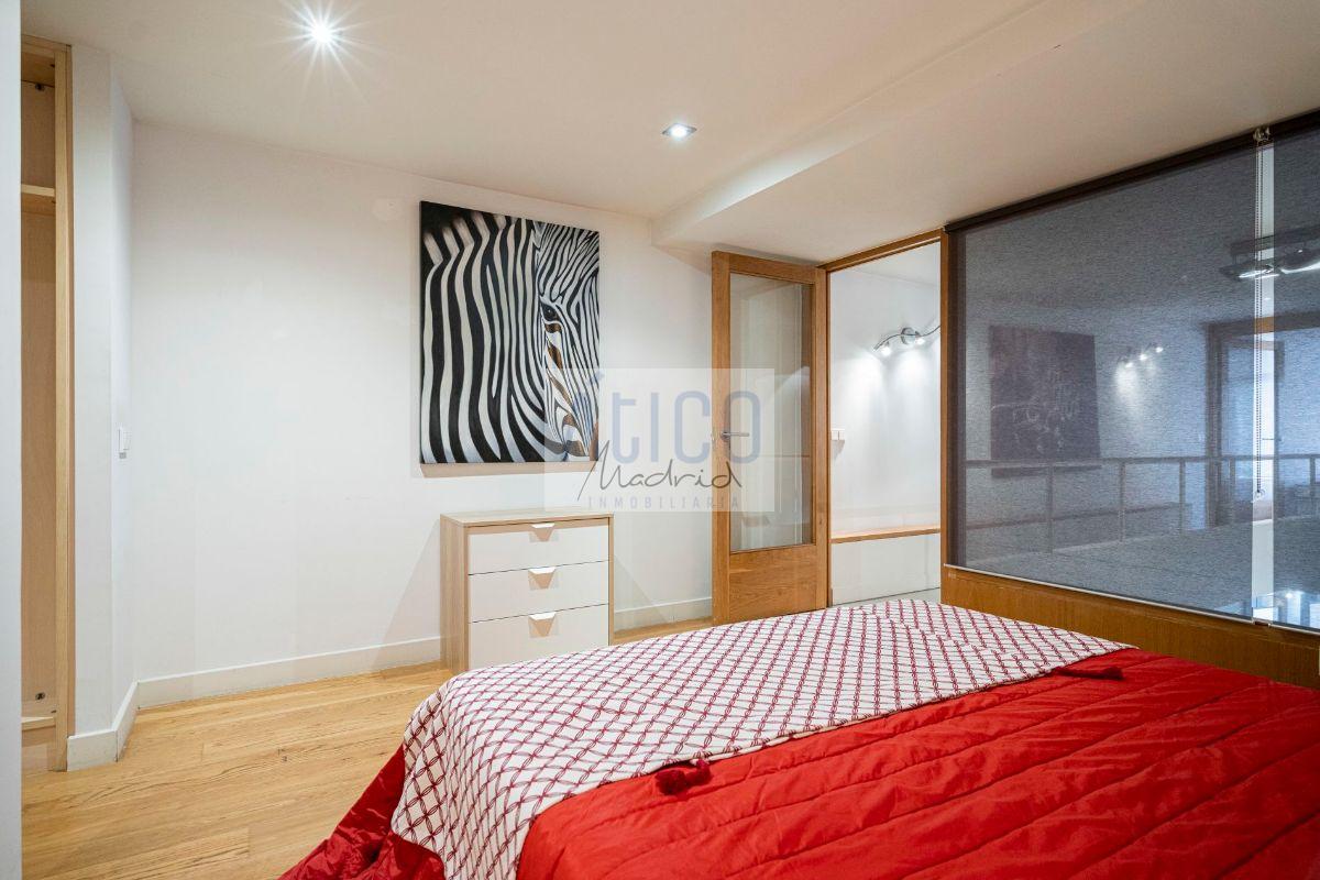 For sale of flat in Madrid