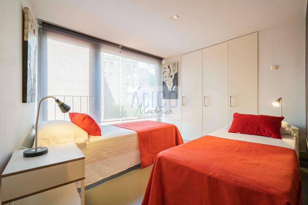For sale of flat in Madrid