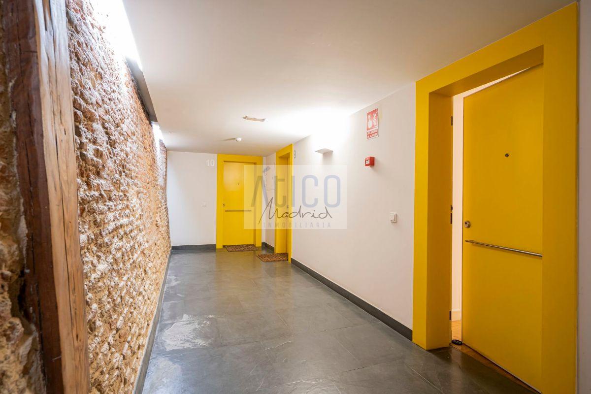 For sale of flat in Madrid