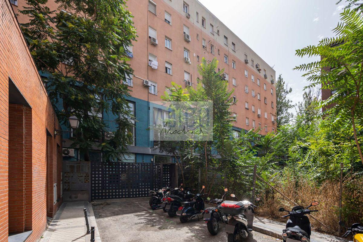 For sale of flat in Madrid