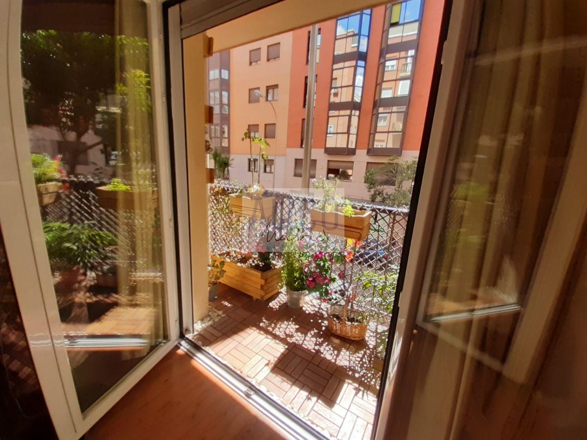 For sale of flat in Madrid