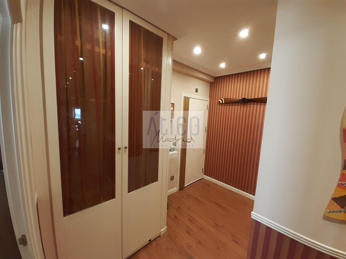 For sale of flat in Madrid