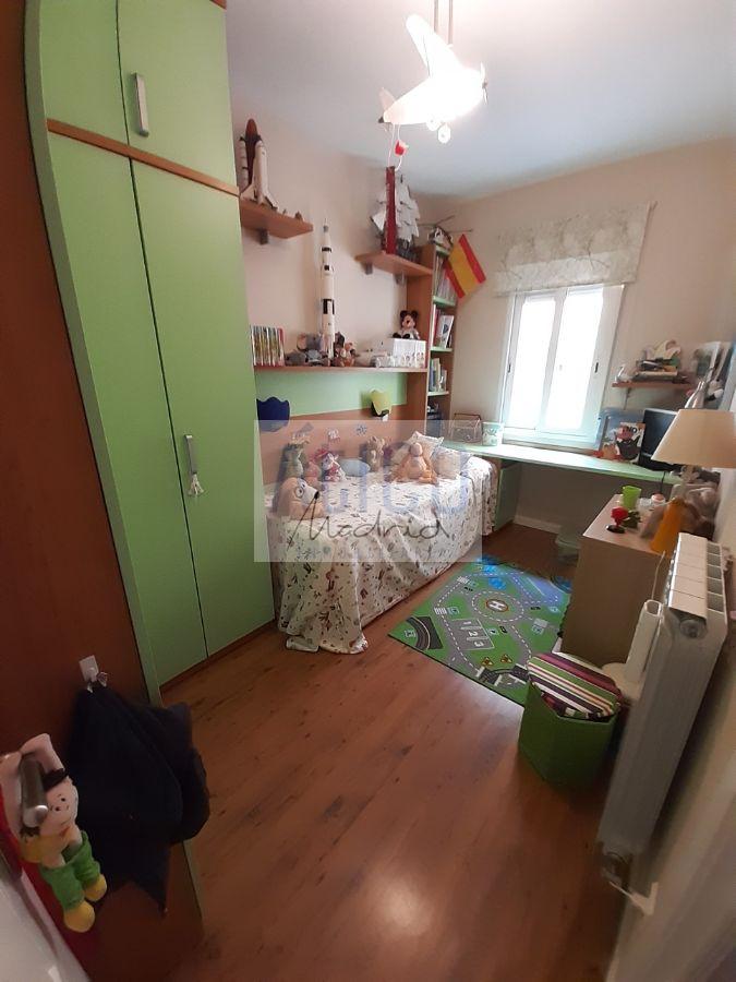 For sale of flat in Madrid