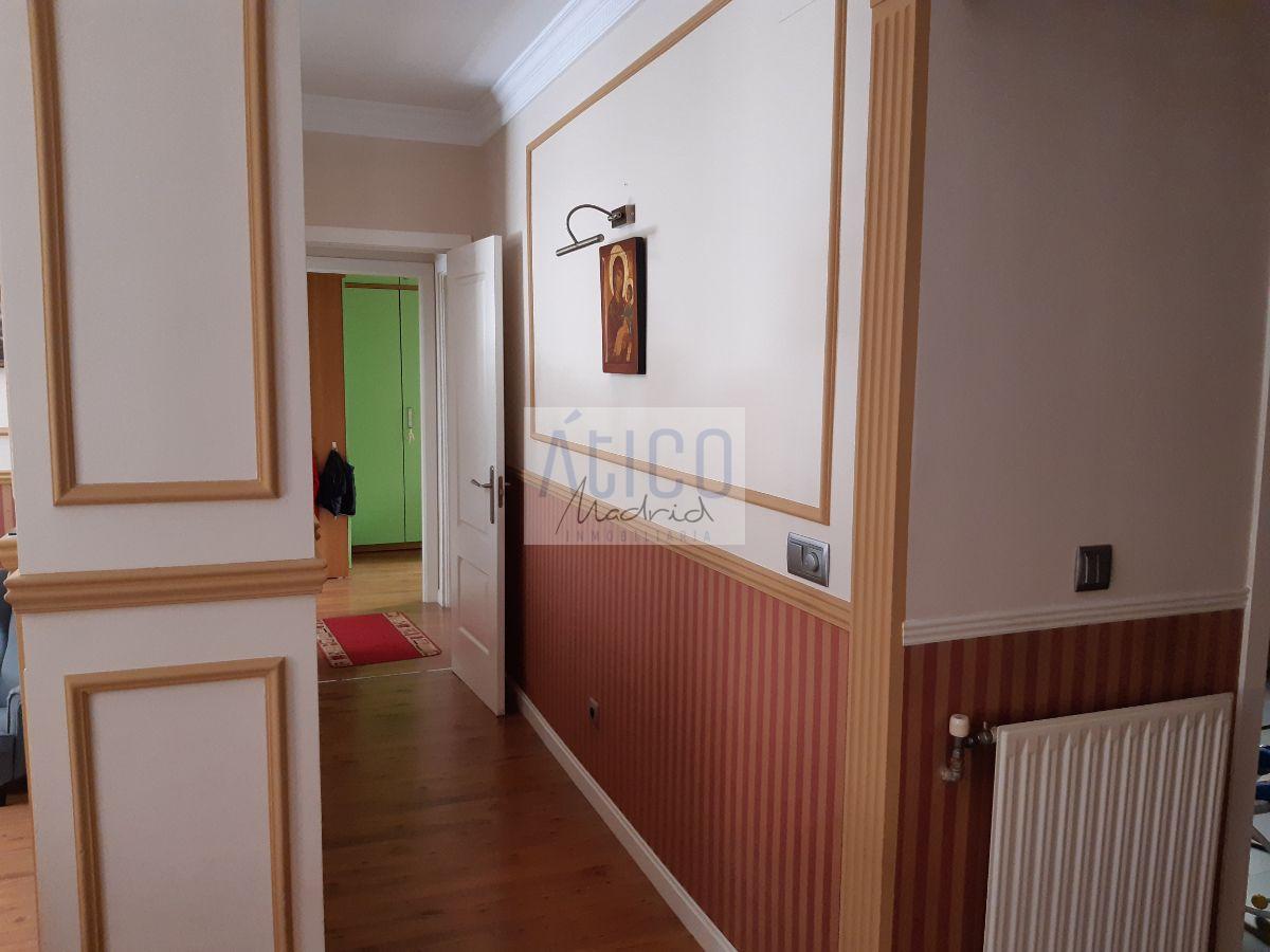 For sale of flat in Madrid
