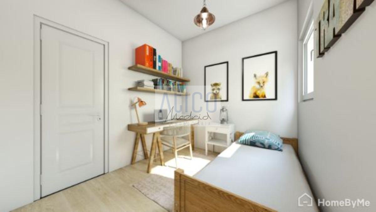 For sale of flat in Madrid