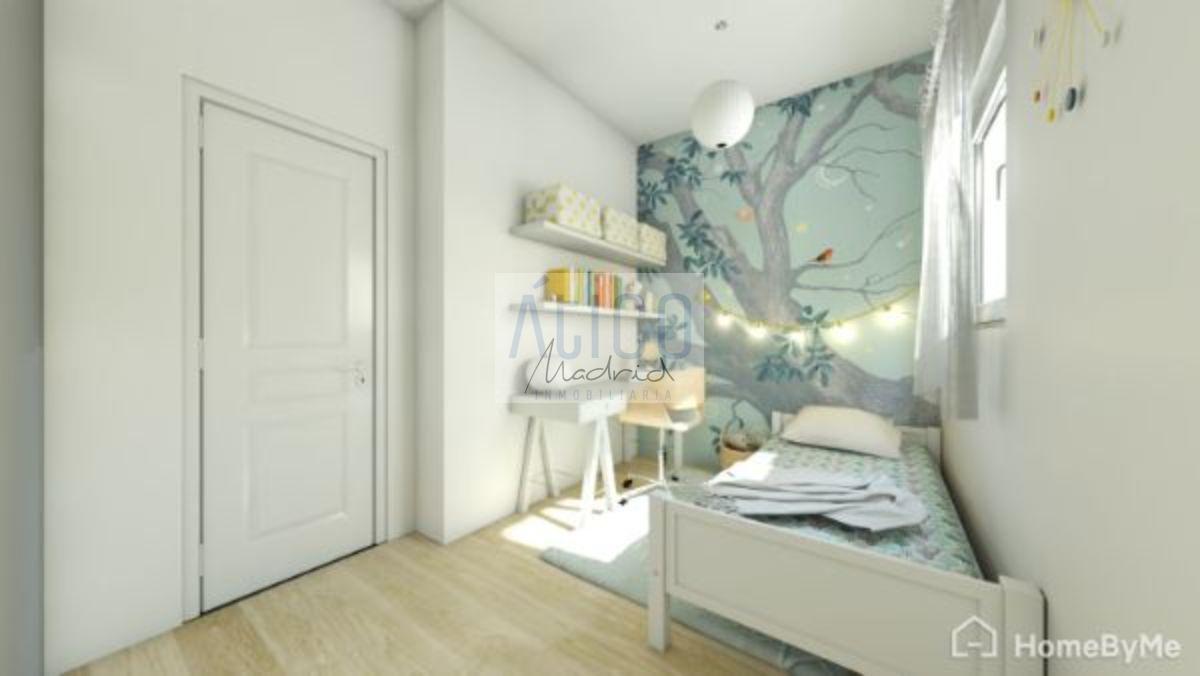 For sale of flat in Madrid