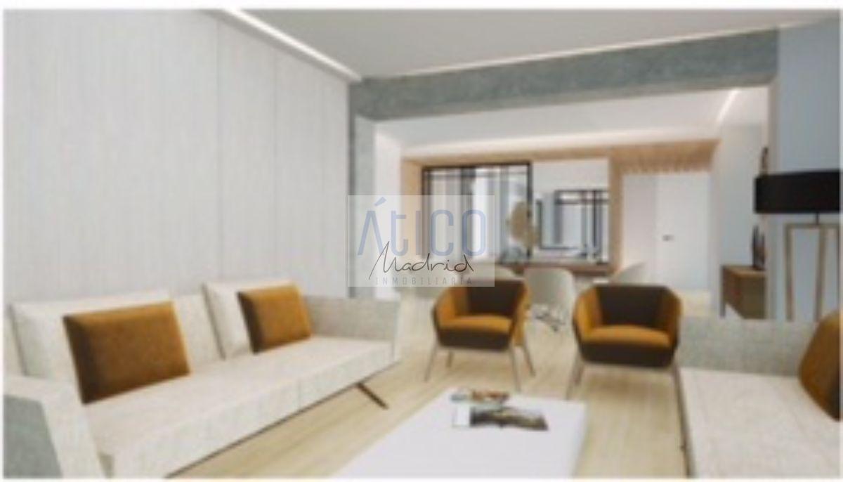 For sale of flat in Madrid