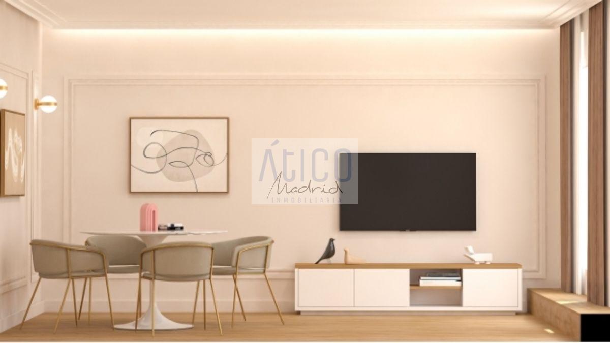 For sale of penthouse in Madrid