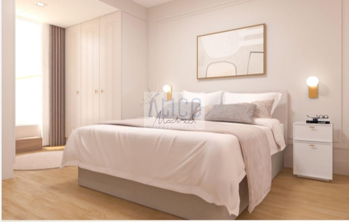For sale of penthouse in Madrid