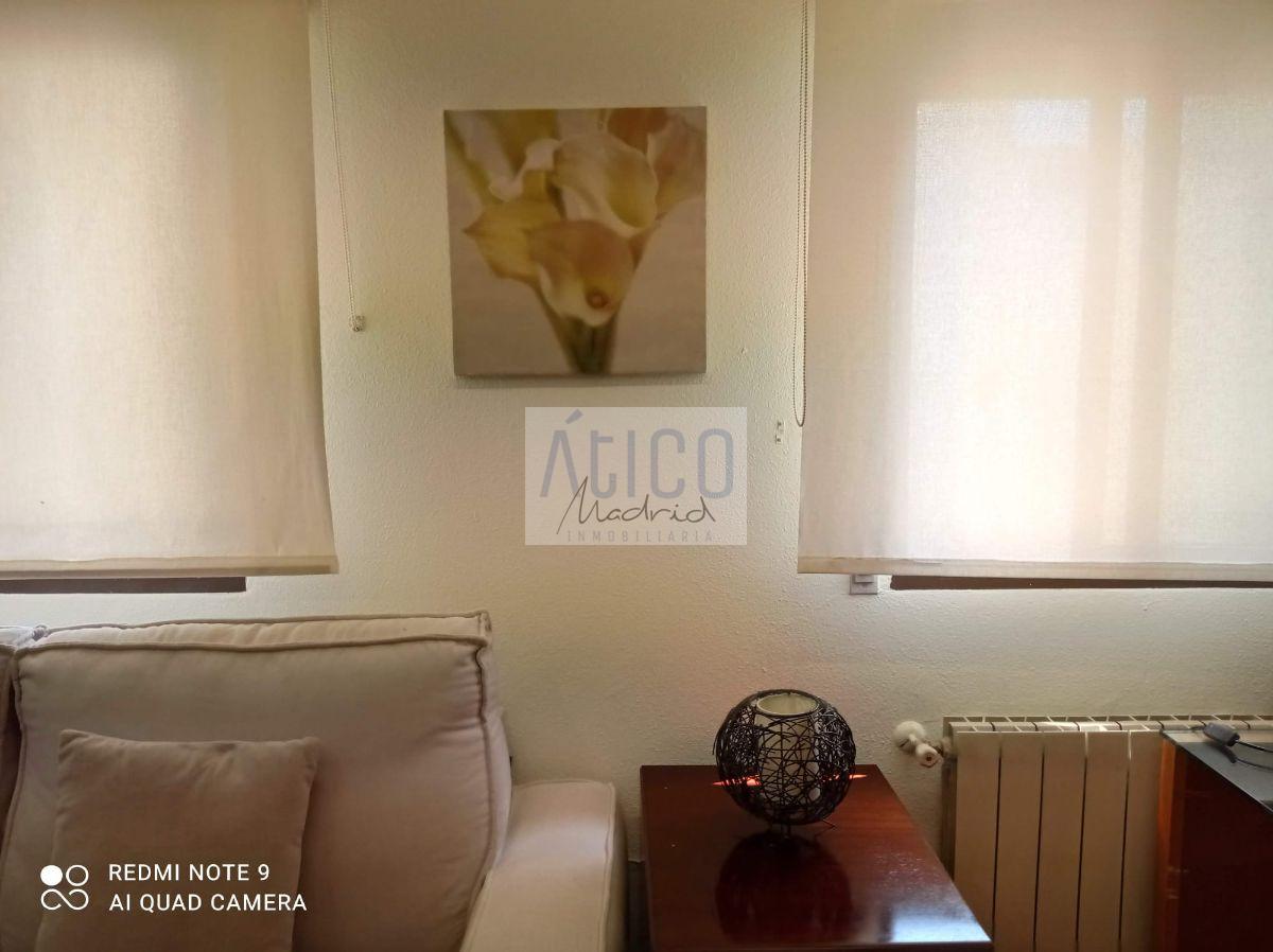 For sale of apartment in Madrid