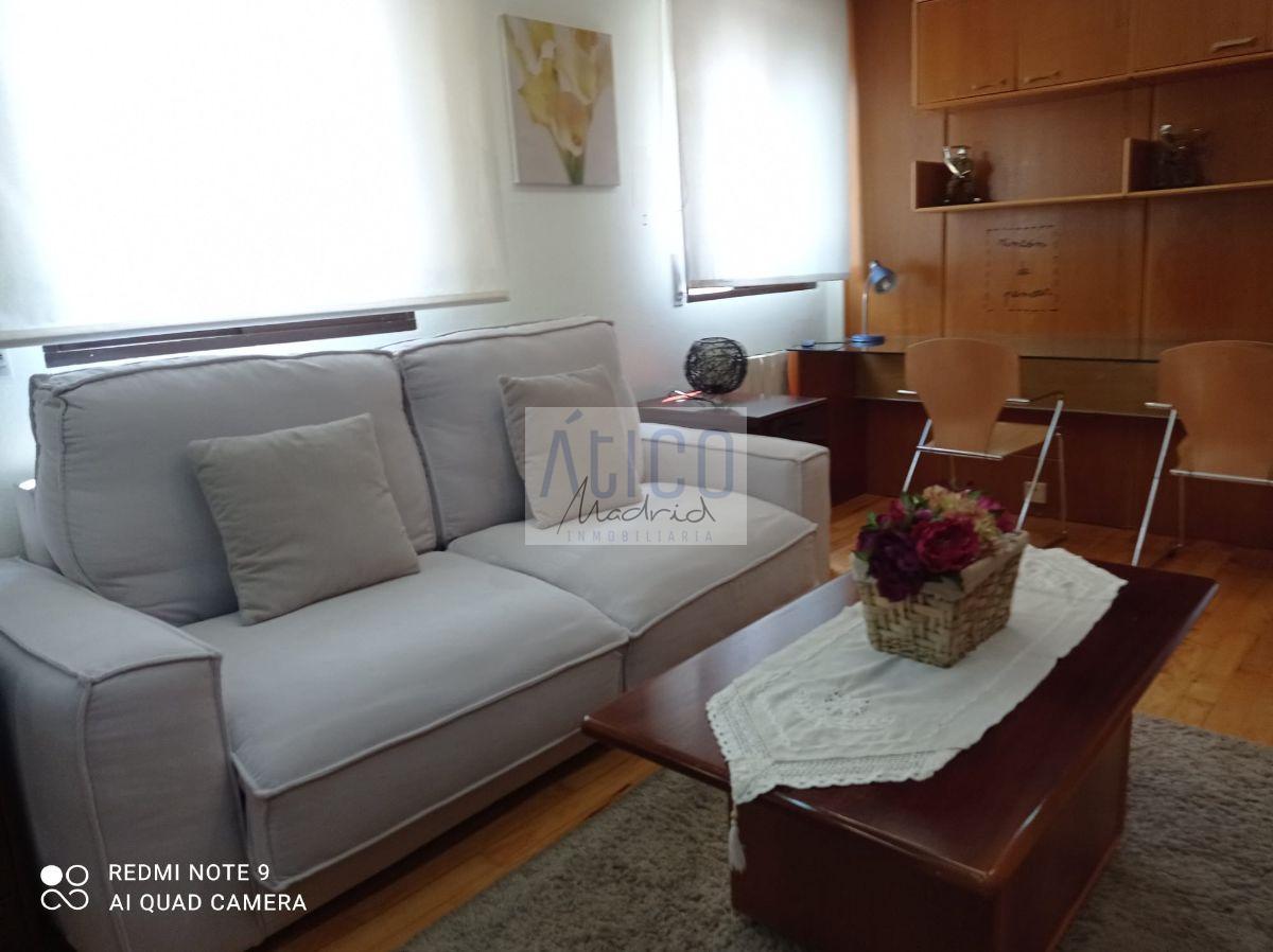 For sale of apartment in Madrid