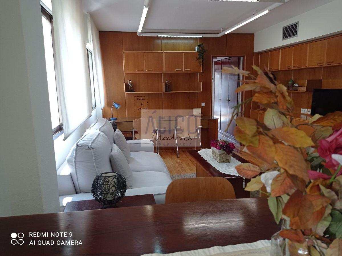 For sale of apartment in Madrid