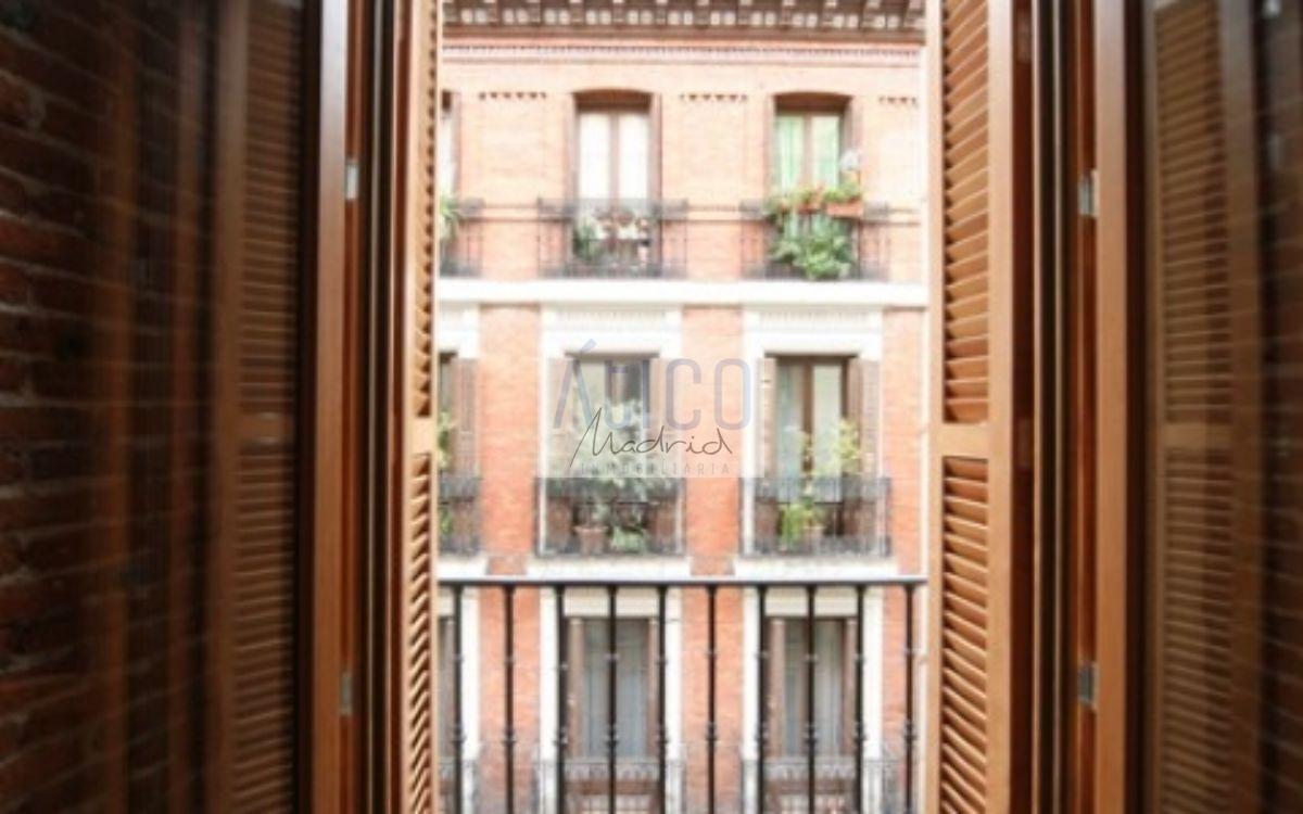 For rent of apartment in Madrid