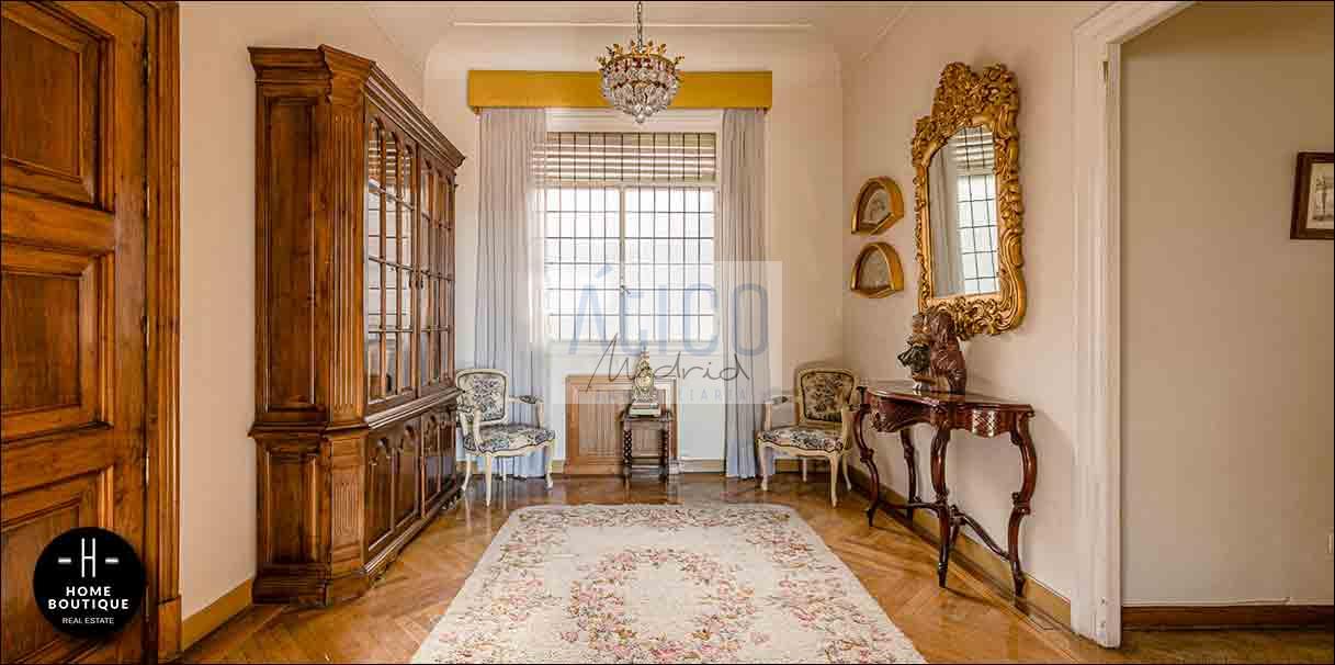 For sale of flat in Madrid