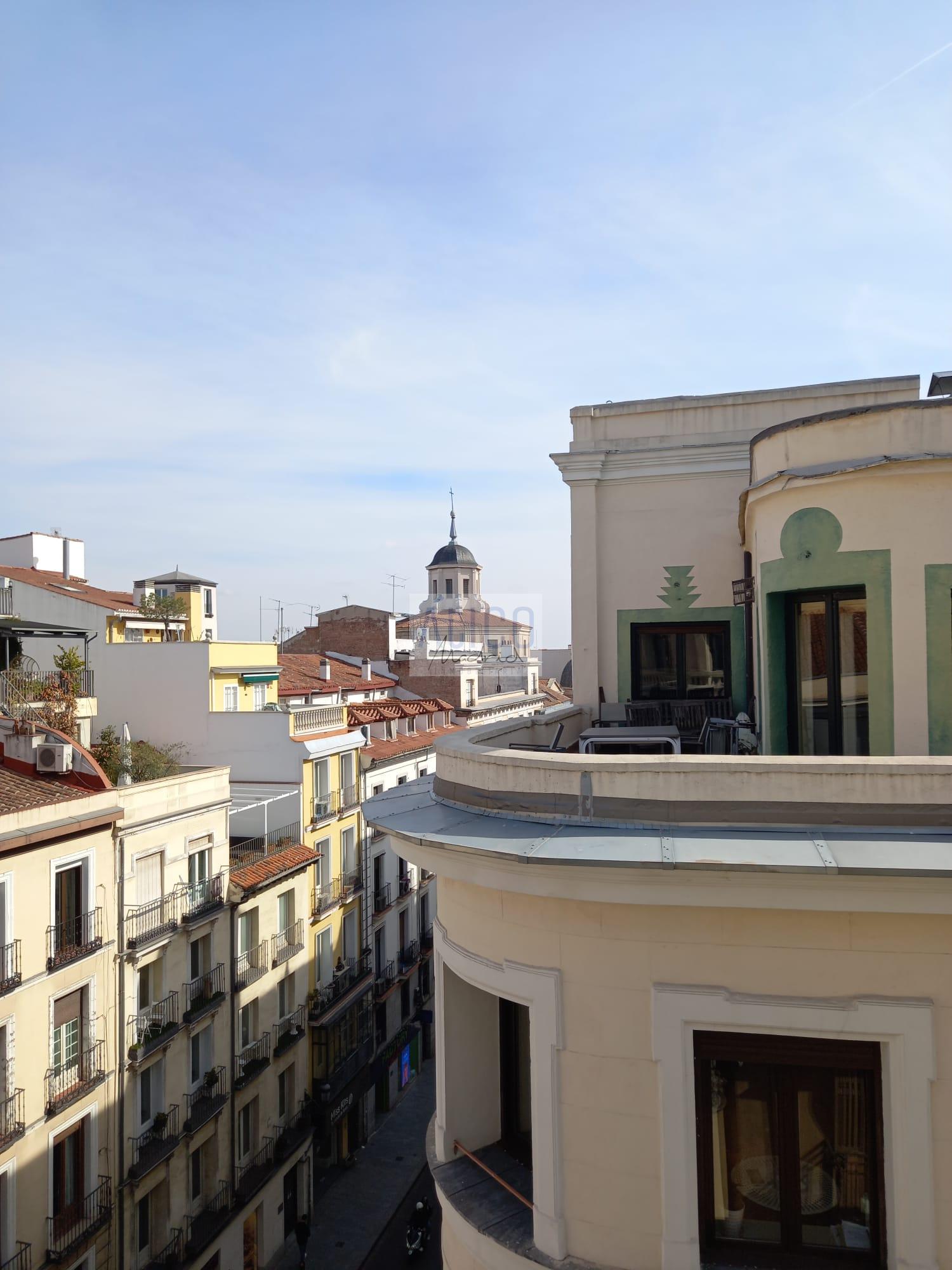 For rent of penthouse in Madrid