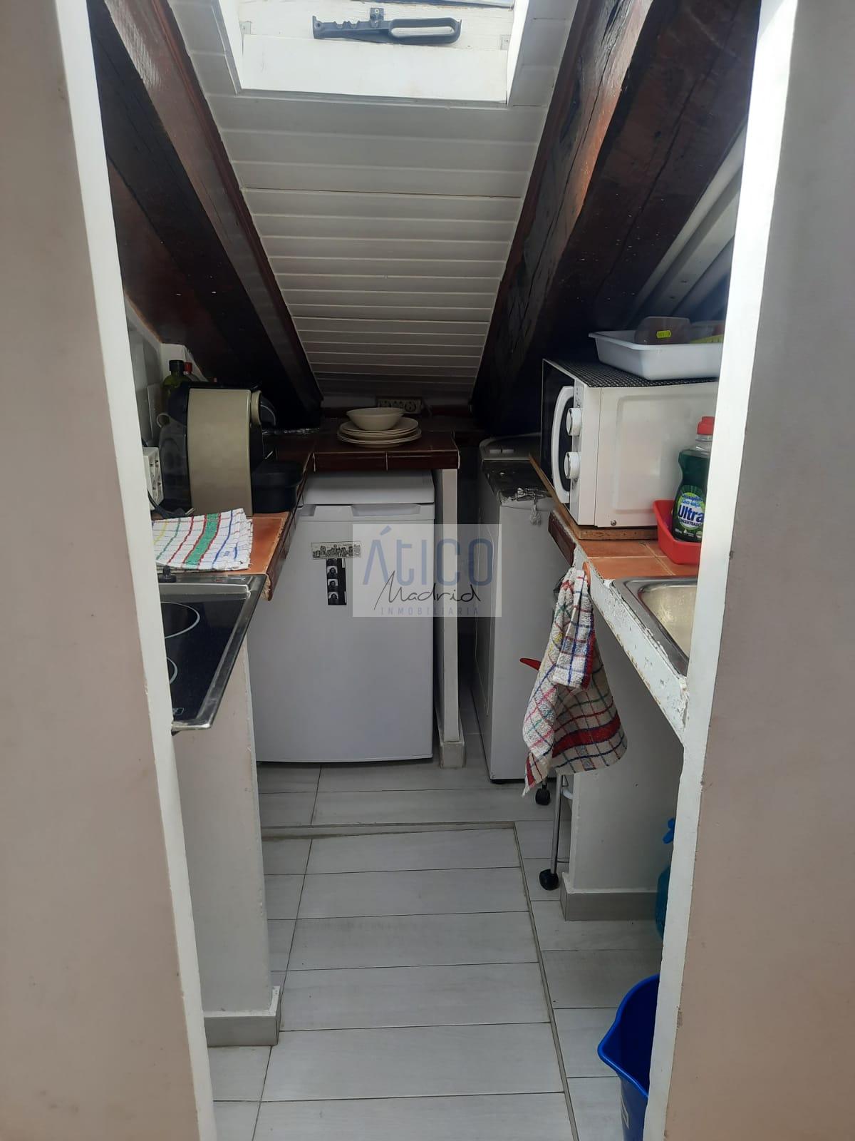 For sale of penthouse in Madrid