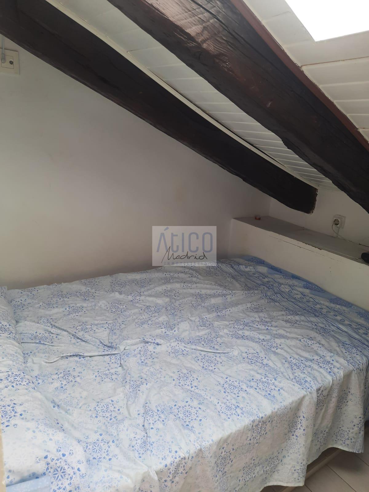 For sale of penthouse in Madrid