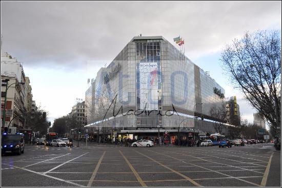 For sale of penthouse in Madrid