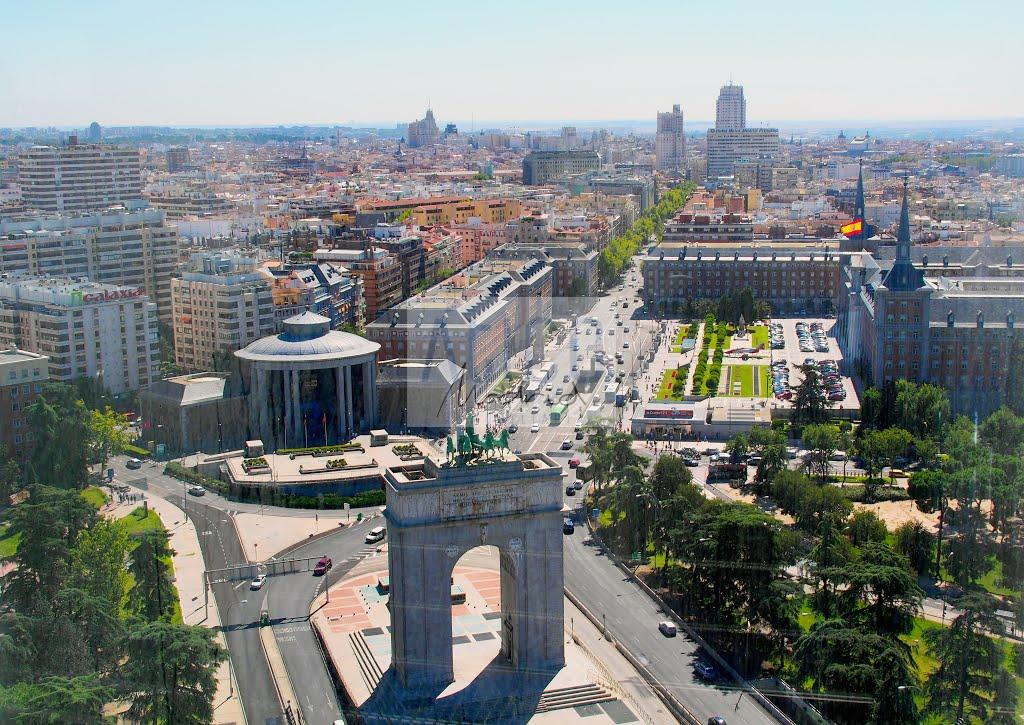 For sale of penthouse in Madrid