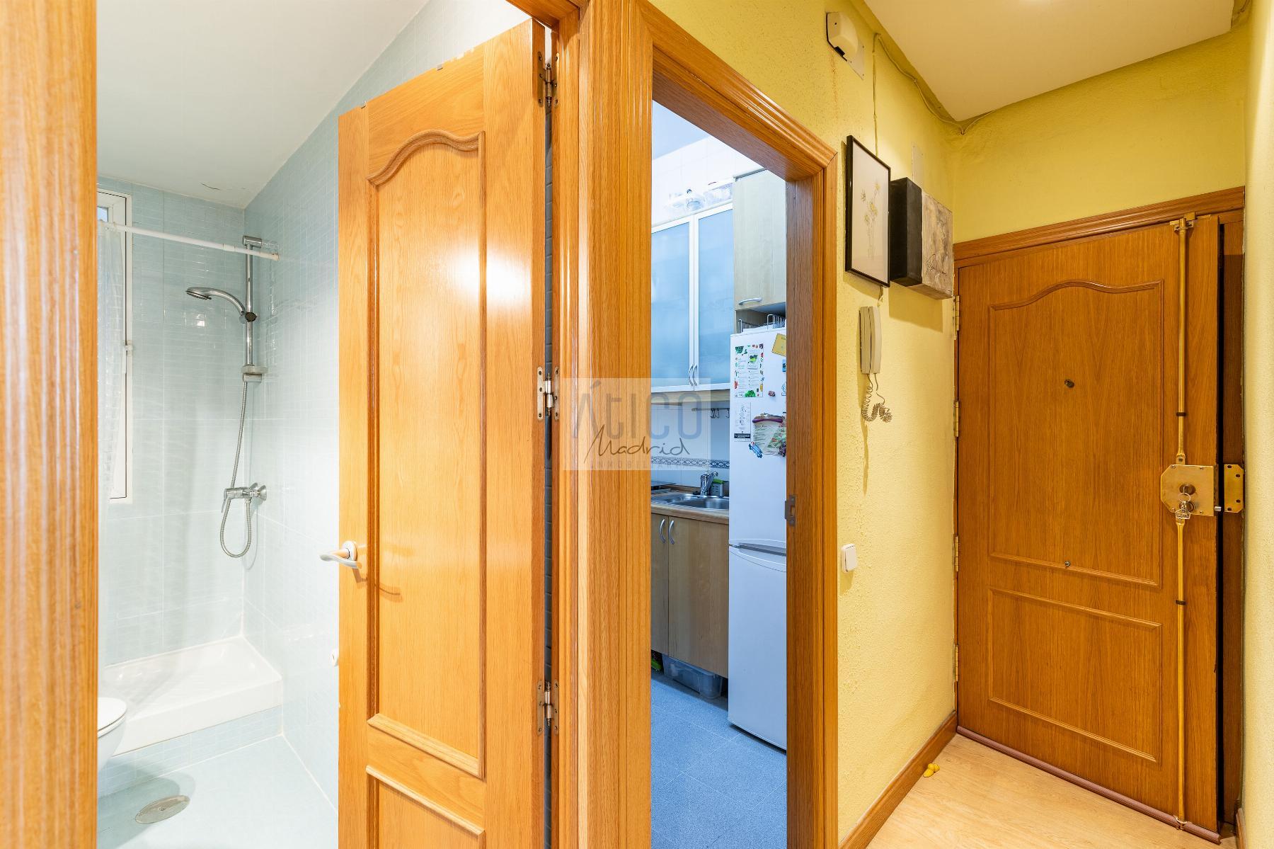 For sale of flat in Madrid