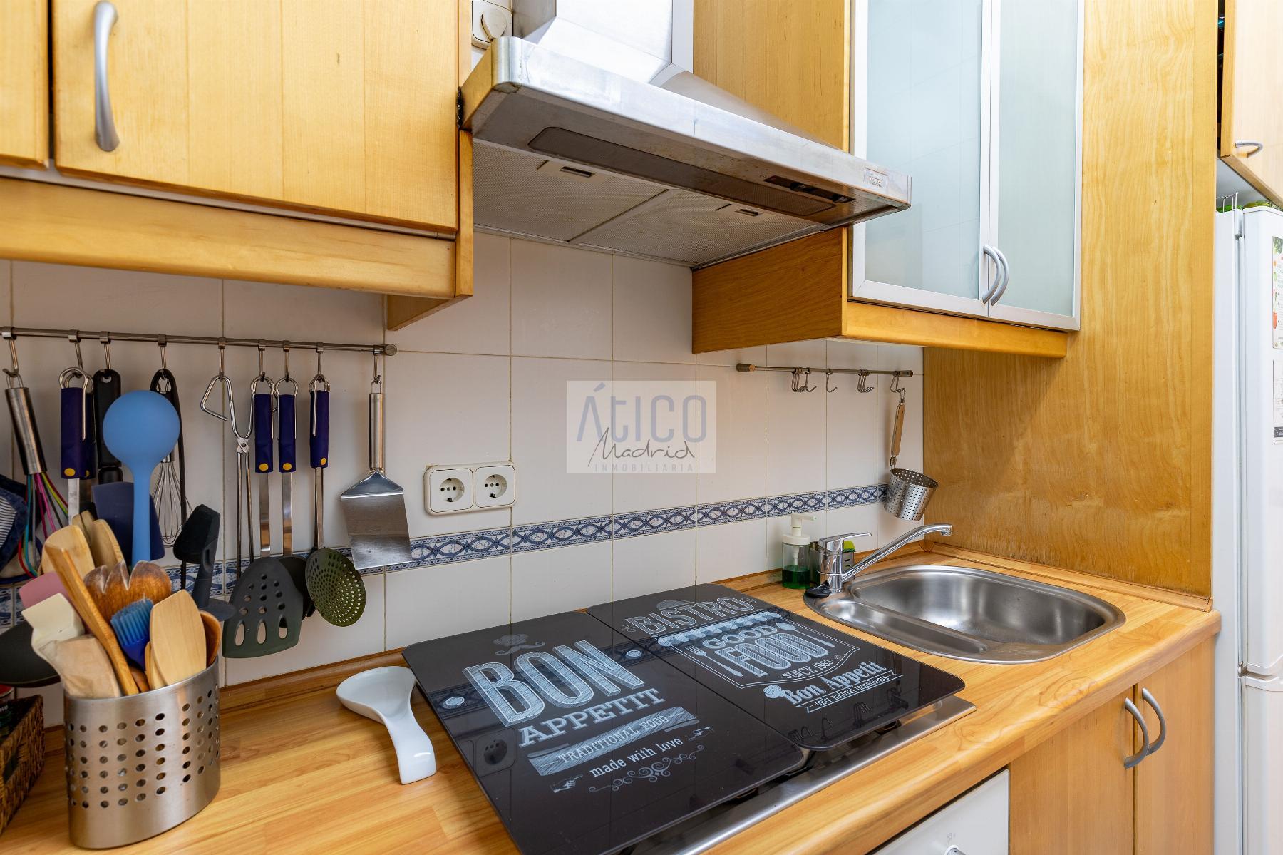 For sale of flat in Madrid