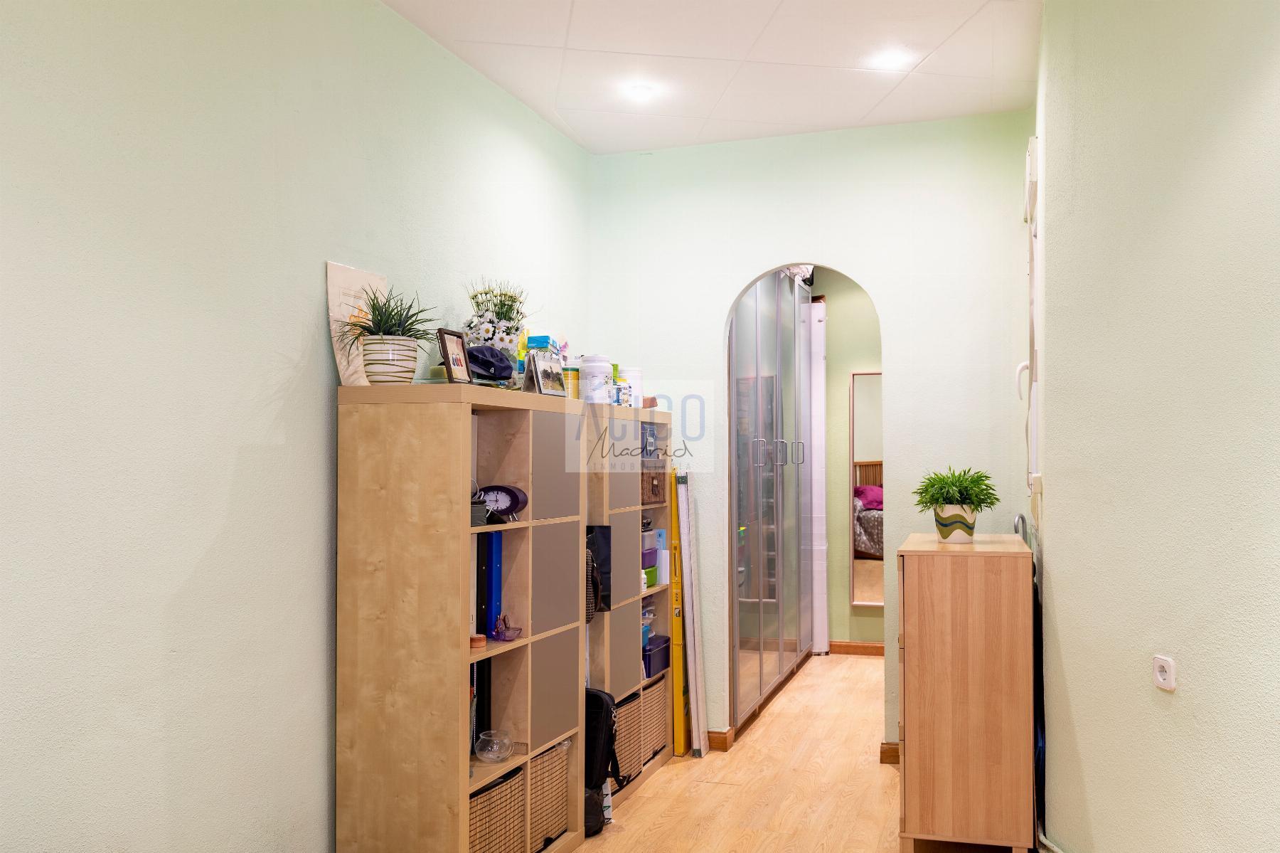 For sale of flat in Madrid