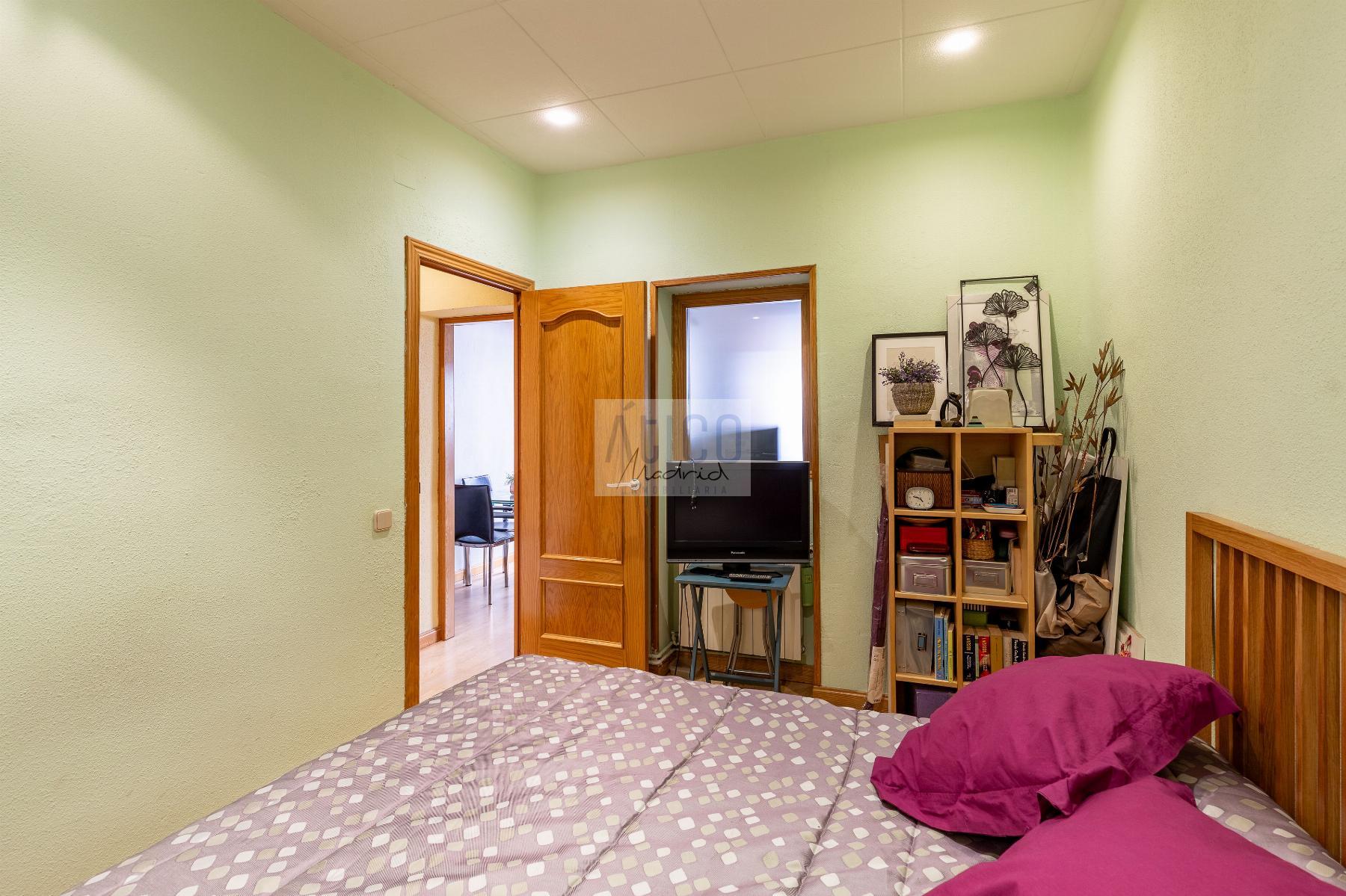 For sale of flat in Madrid