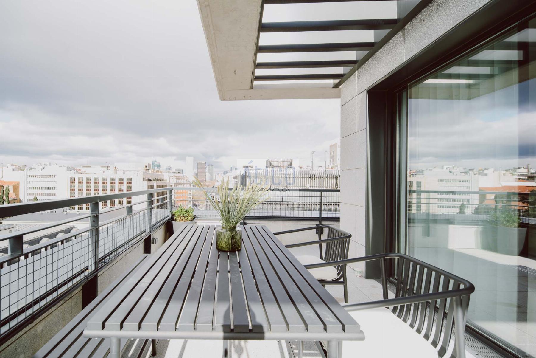 For rent of penthouse in Madrid