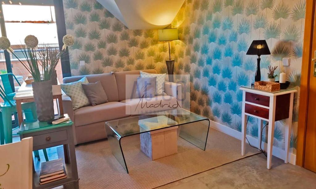 For rent of penthouse in Madrid