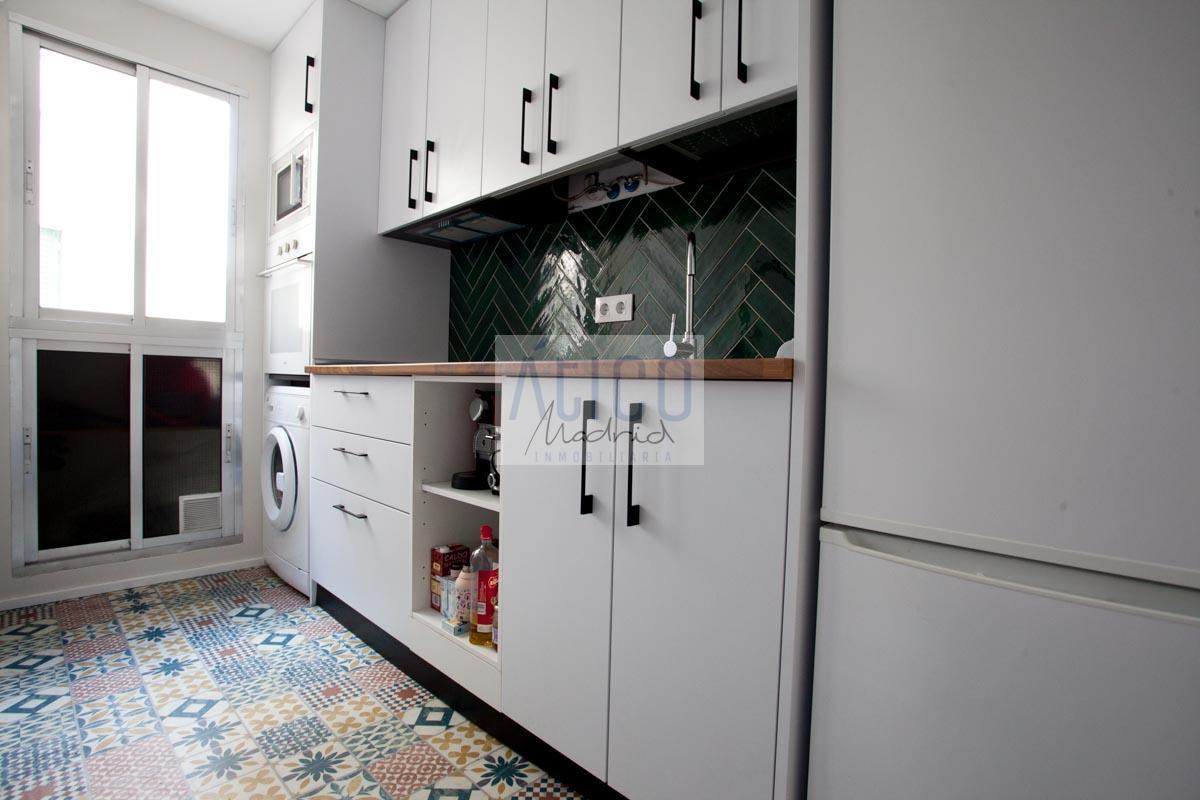 For rent of apartment in Madrid
