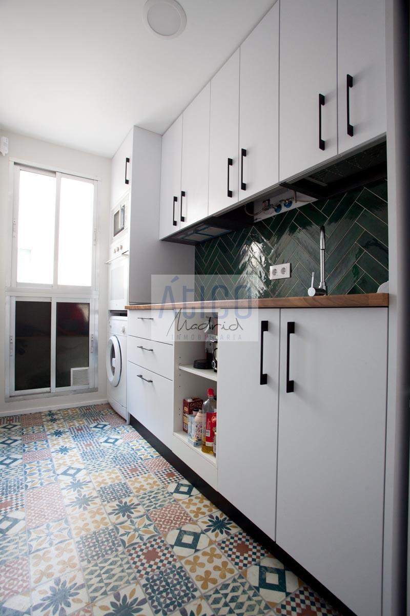 For rent of apartment in Madrid