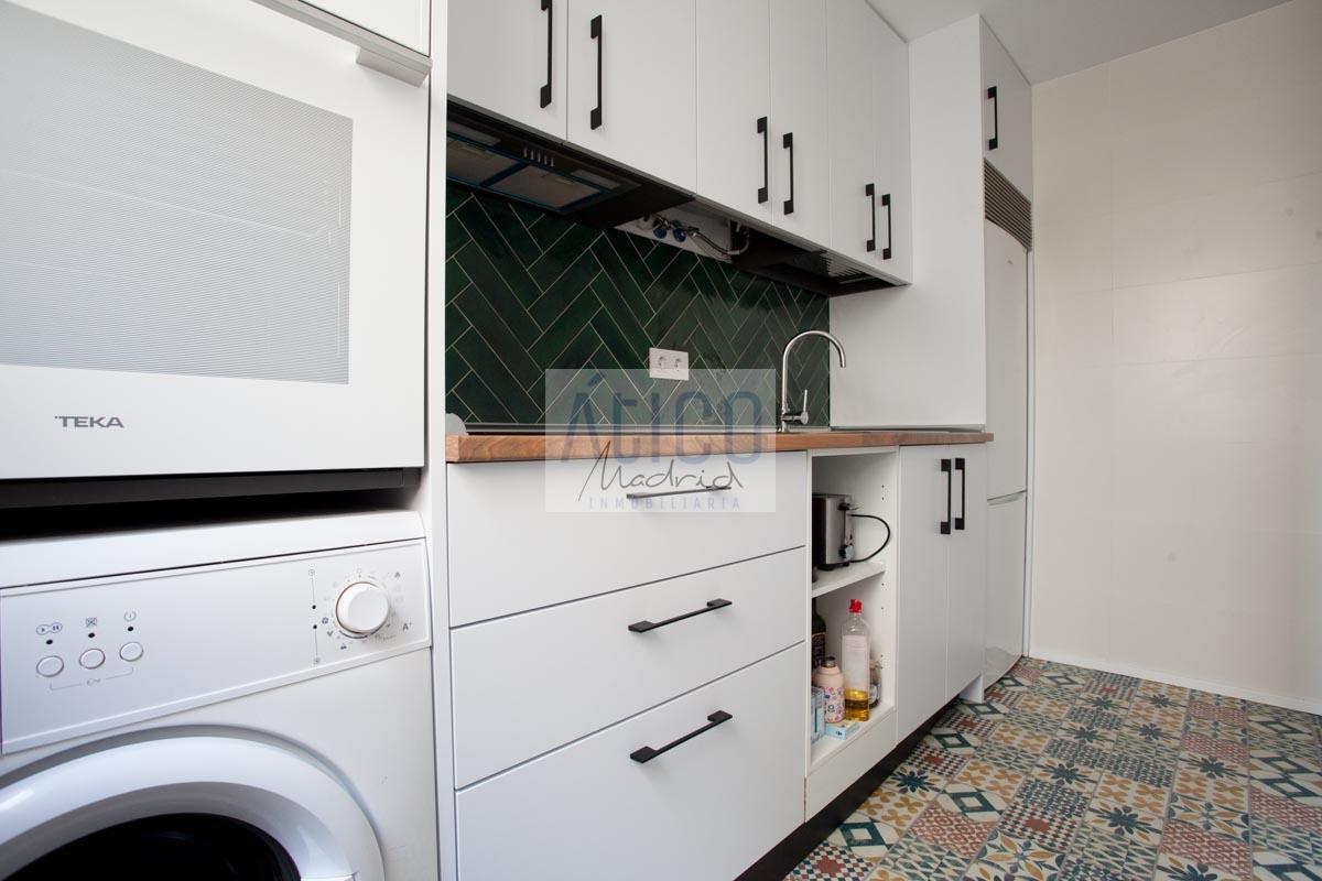 For rent of apartment in Madrid