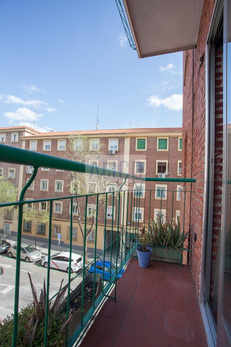 For rent of apartment in Madrid