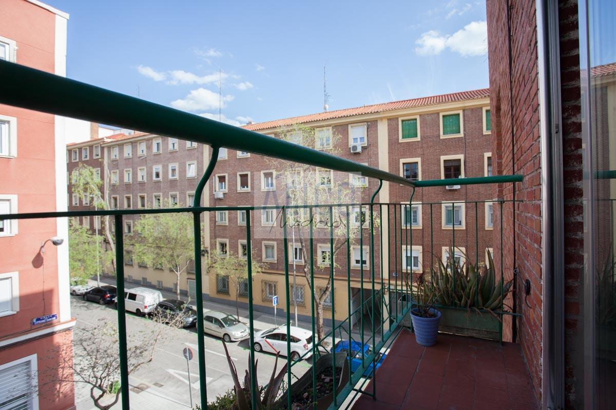 For rent of apartment in Madrid