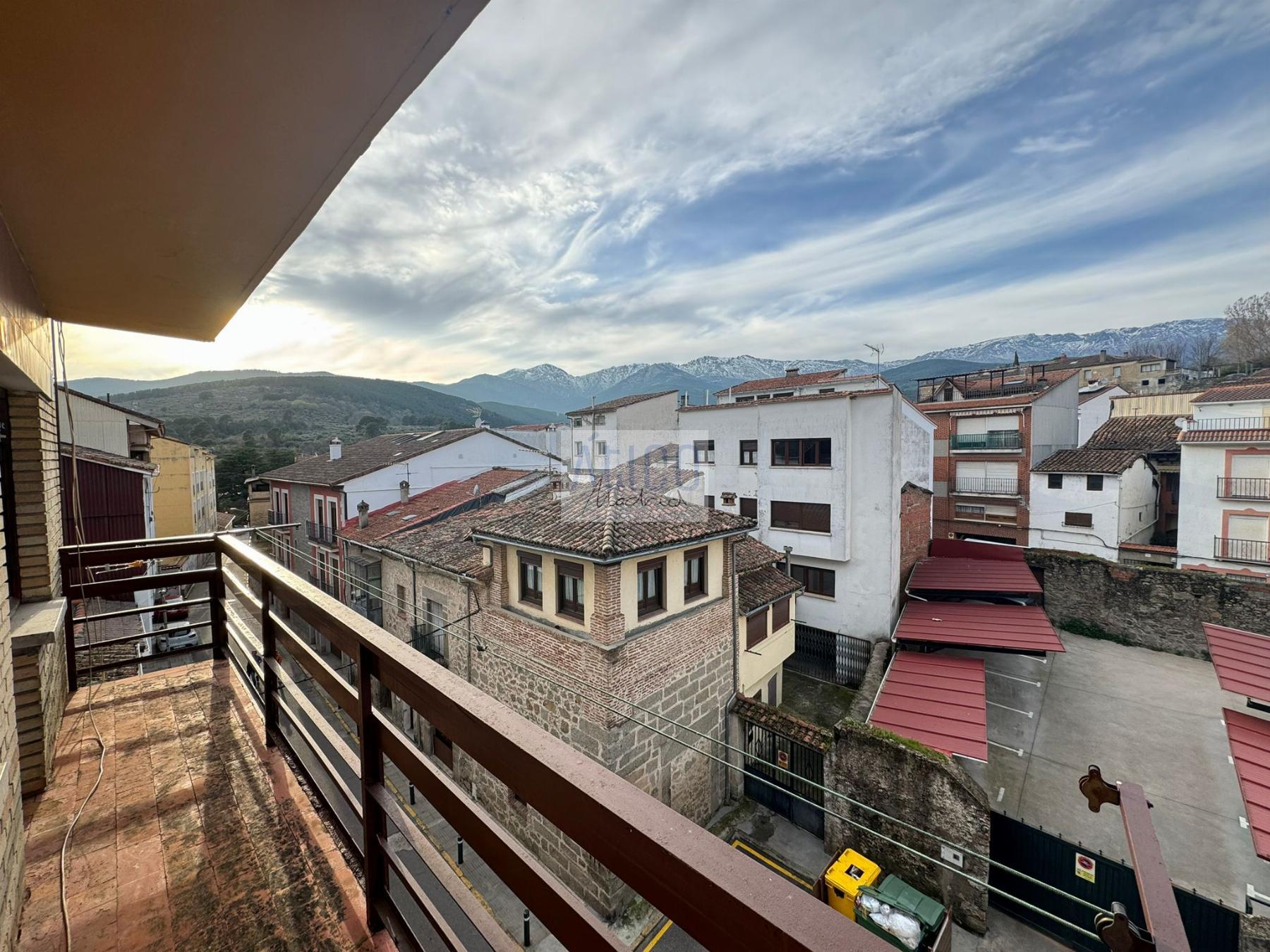 For rent of flat in Arenas de San Pedro