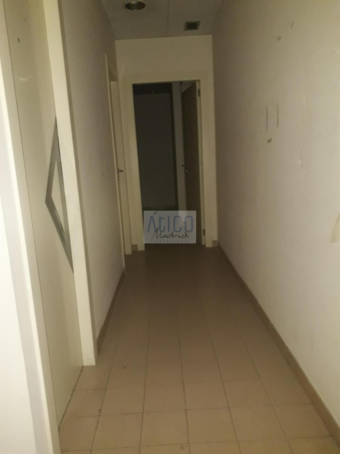 For sale of commercial in Madrid