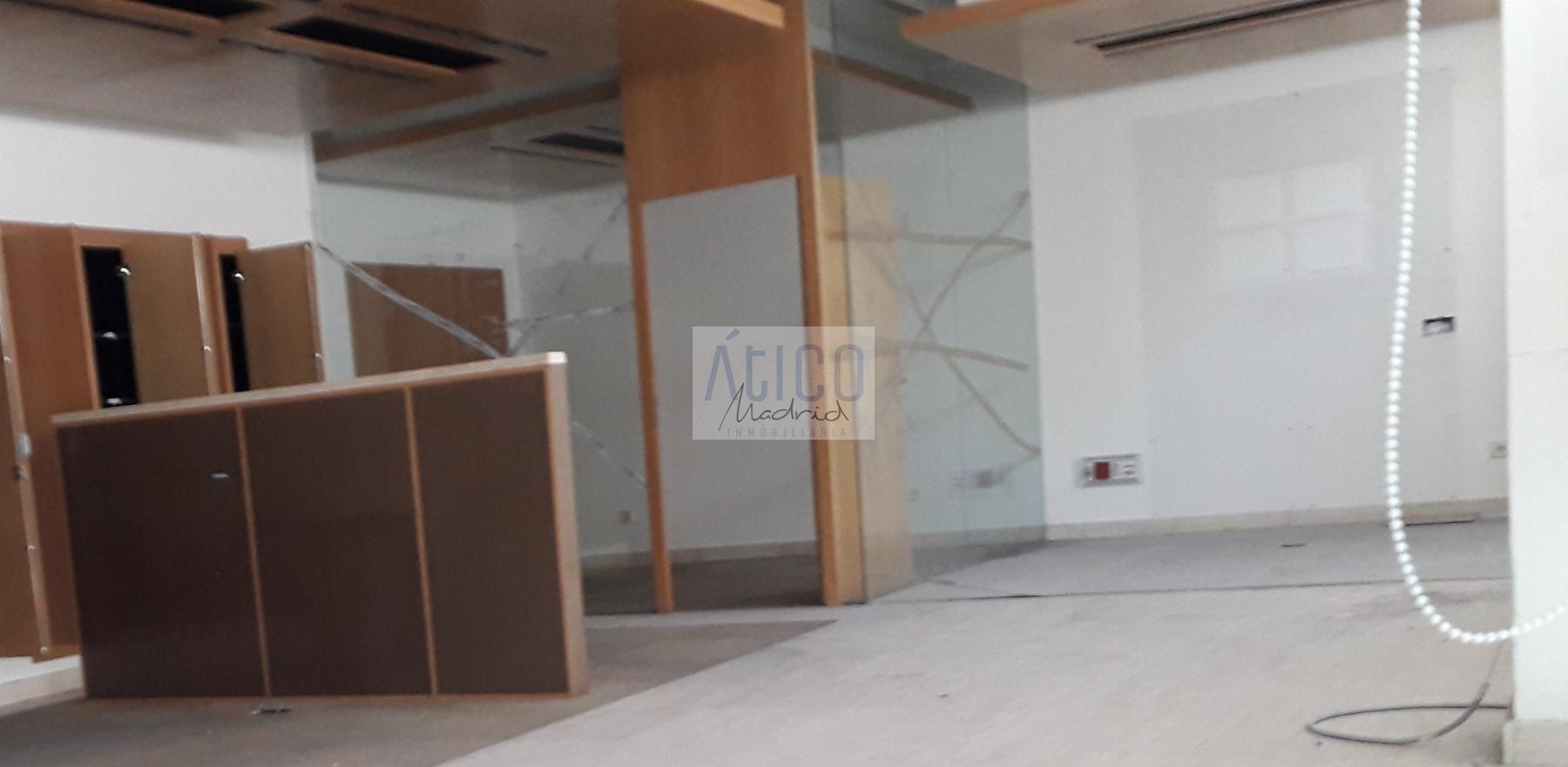 For sale of commercial in Madrid