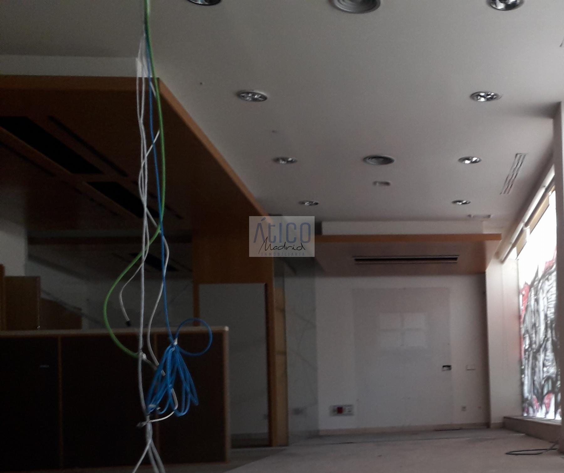 For sale of commercial in Madrid