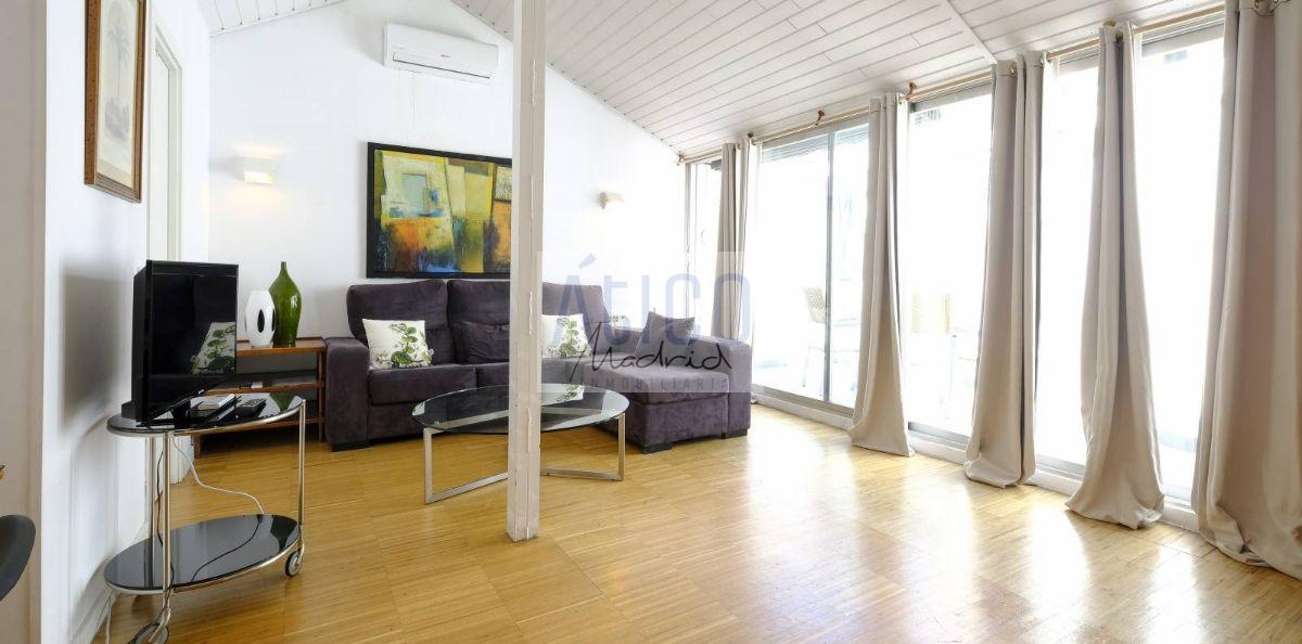 For rent of penthouse in Madrid