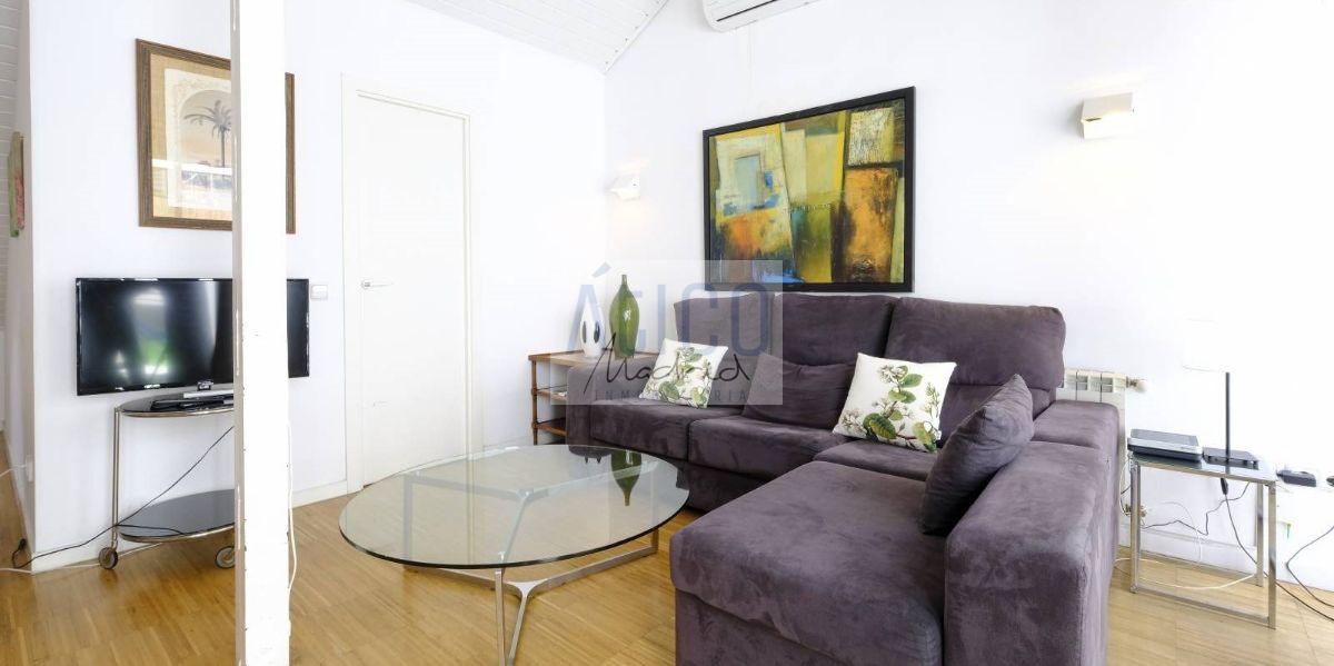 For rent of penthouse in Madrid