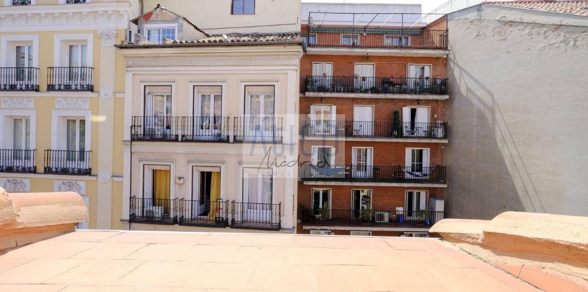 For rent of penthouse in Madrid