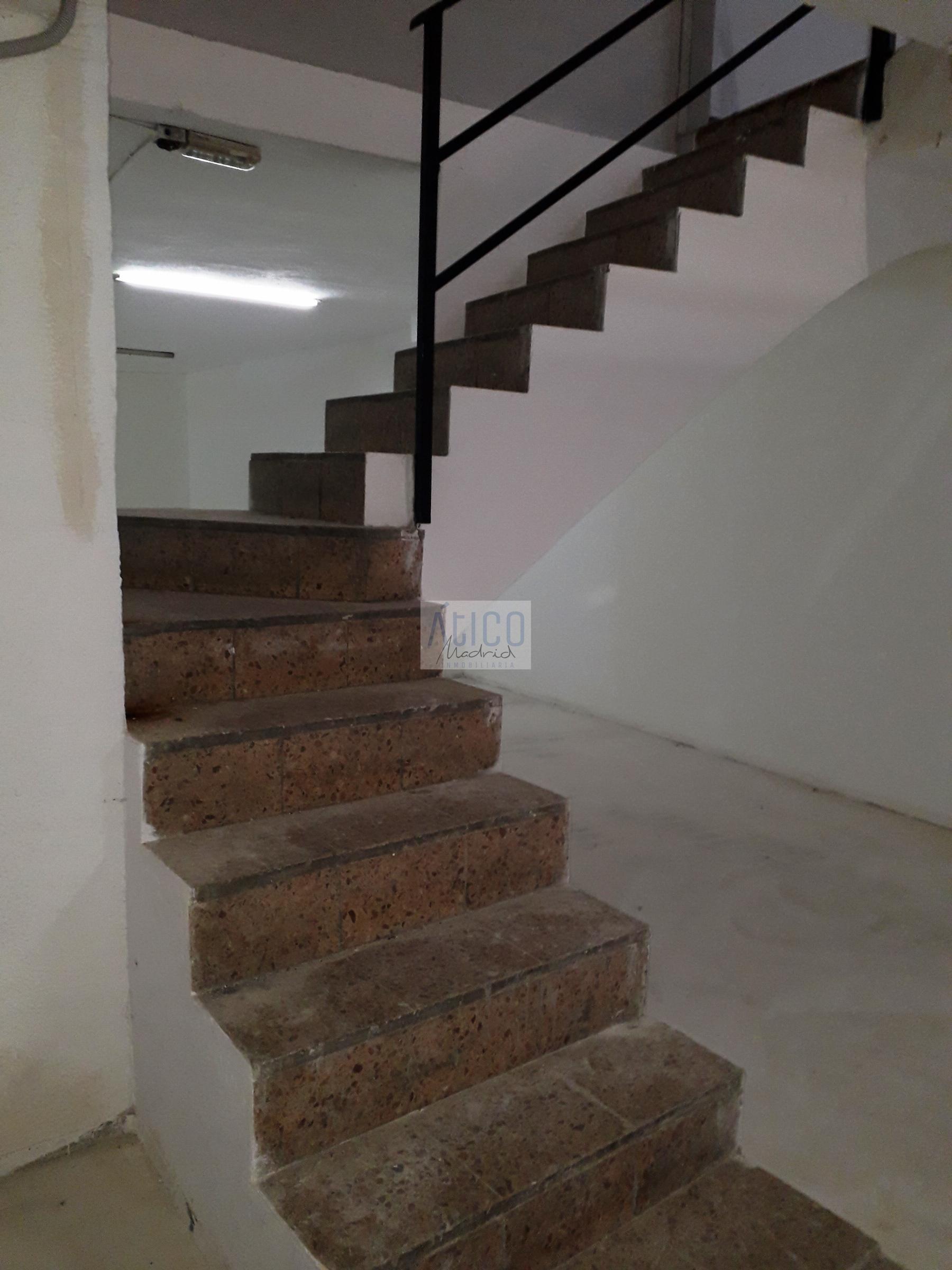 For sale of commercial in Madrid