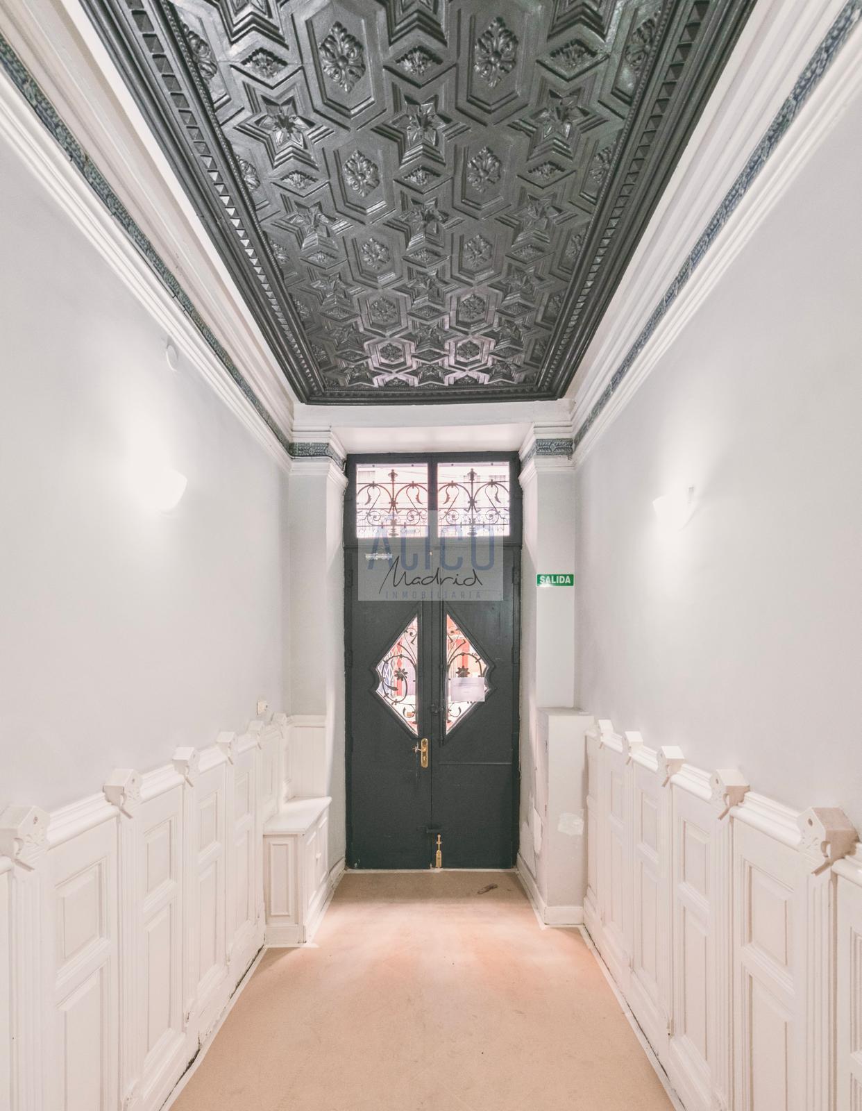 For sale of flat in Madrid