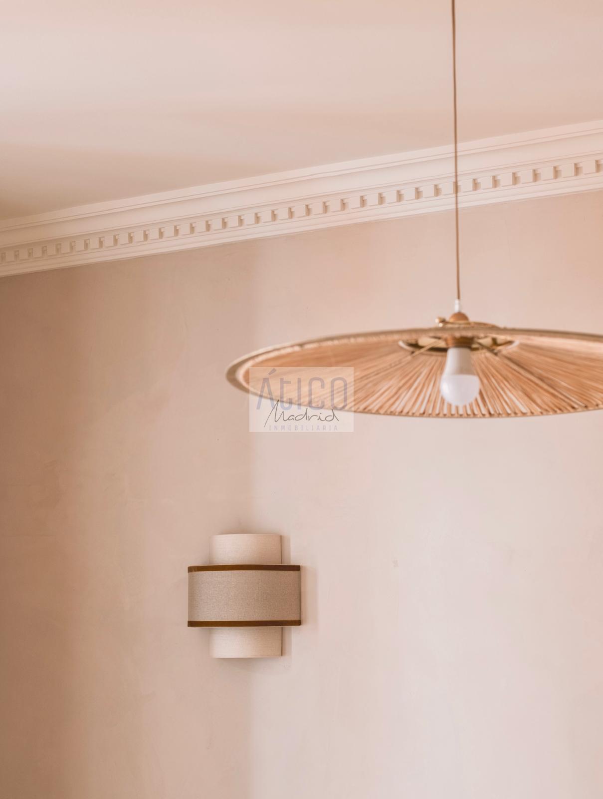 For sale of flat in Madrid