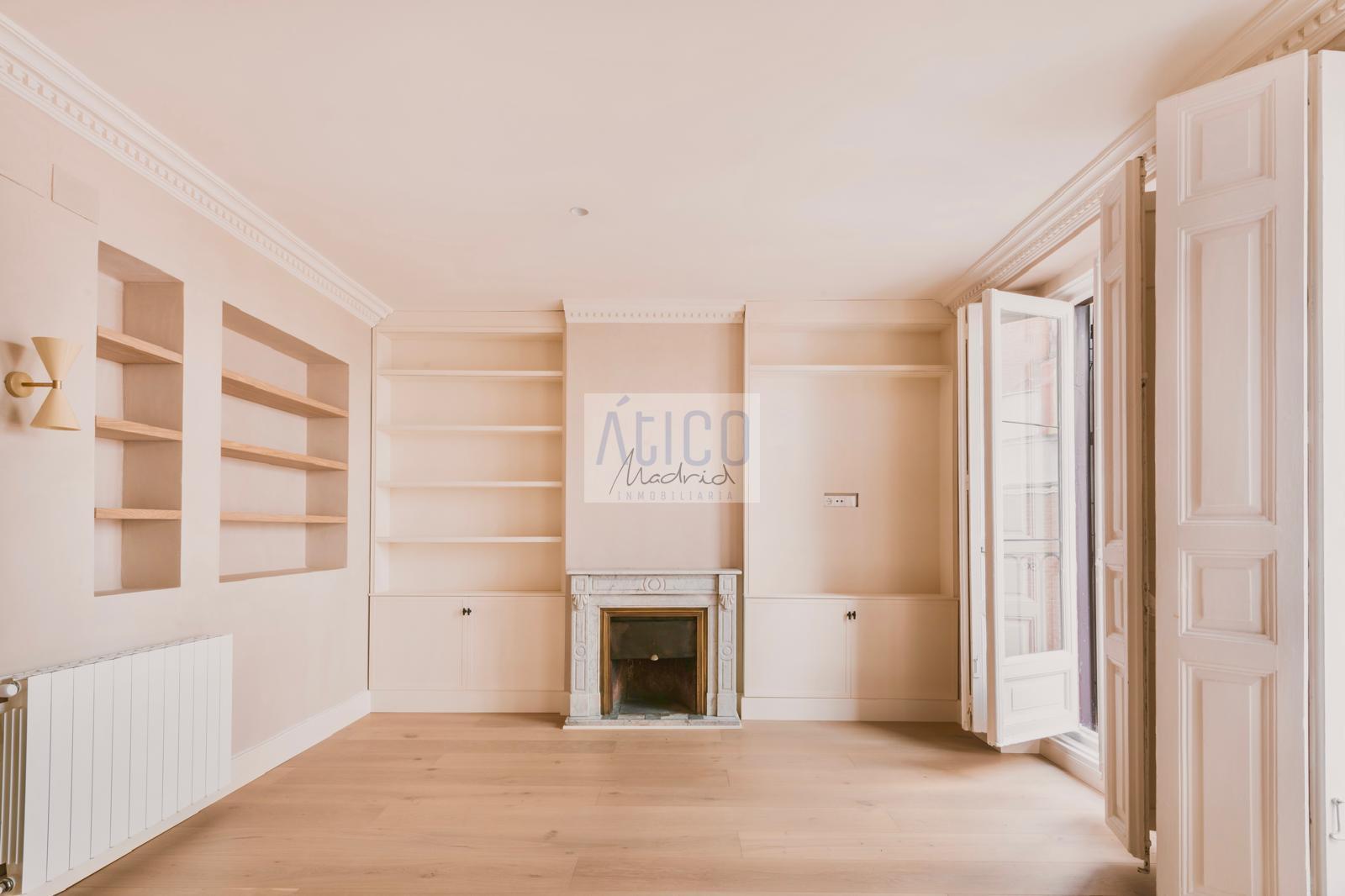 For sale of flat in Madrid