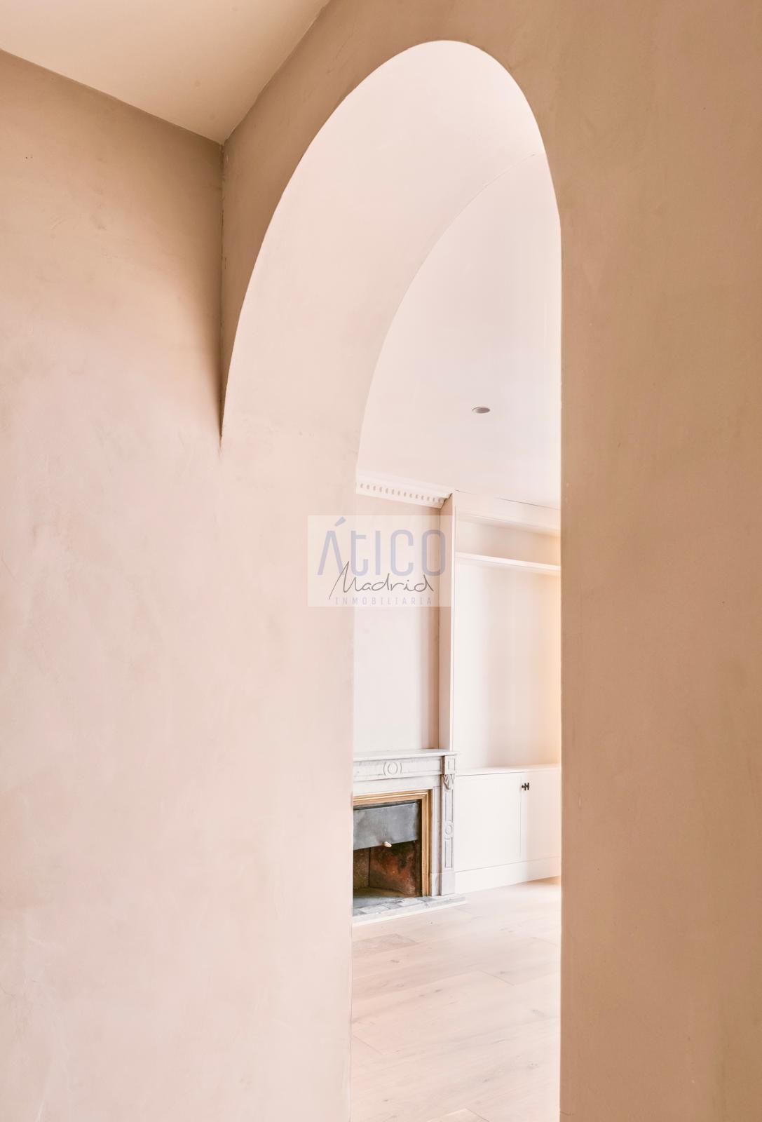 For sale of flat in Madrid